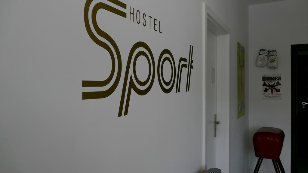 Sport Hostel Warschau Buitenkant foto